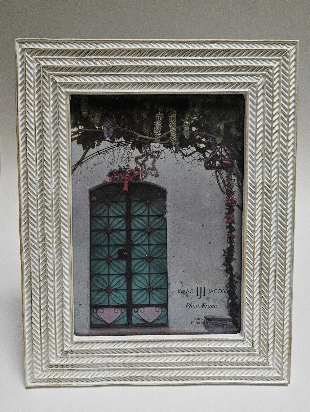 Isaac Jacobs Tabletop Picture Frame
